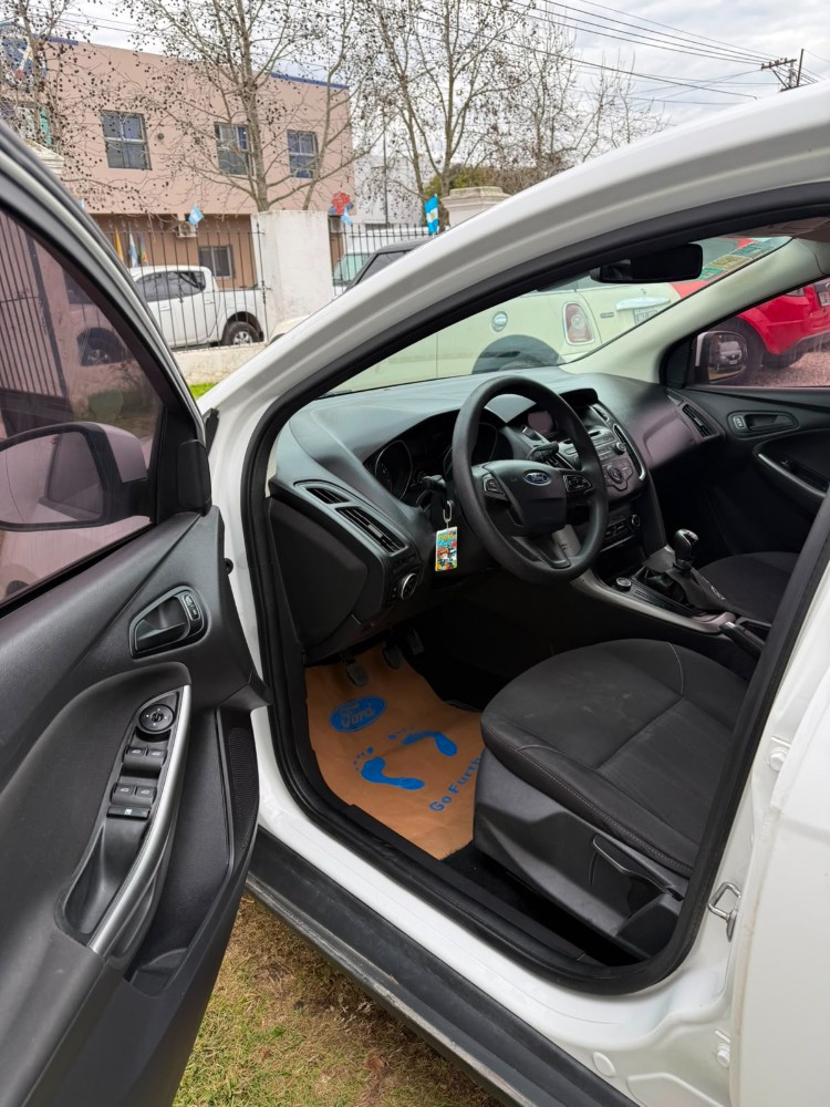 Ford Focus S 1.6 — foto 7